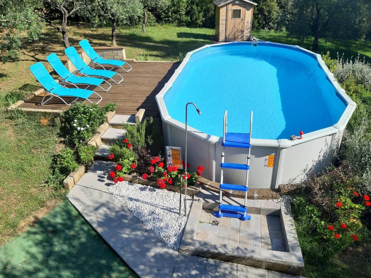 Il Fienile Del Colle Villa Пеша Екстериор снимка