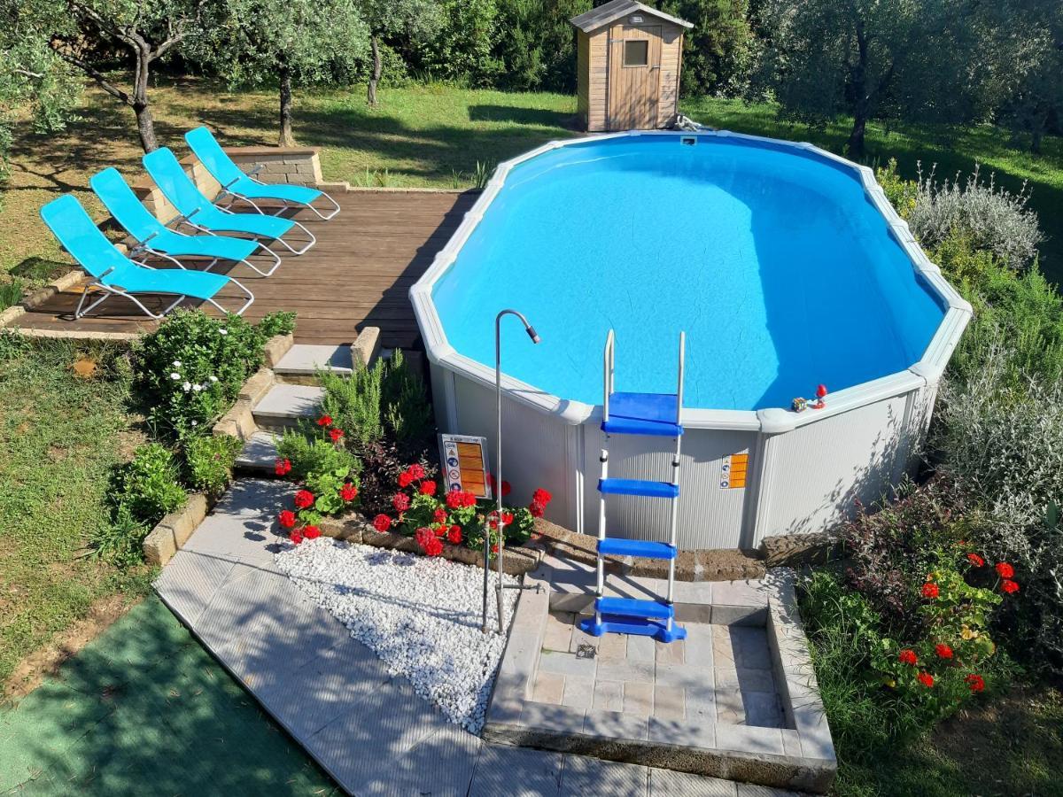 Il Fienile Del Colle Villa Пеша Екстериор снимка