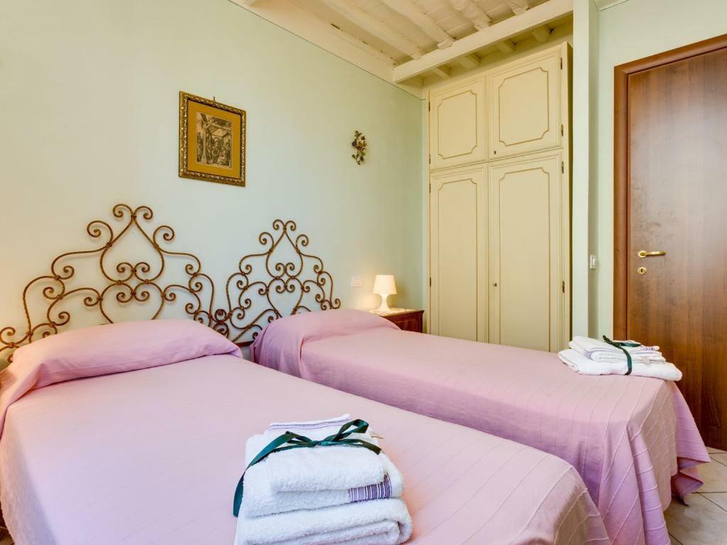 Il Fienile Del Colle Villa Пеша Екстериор снимка