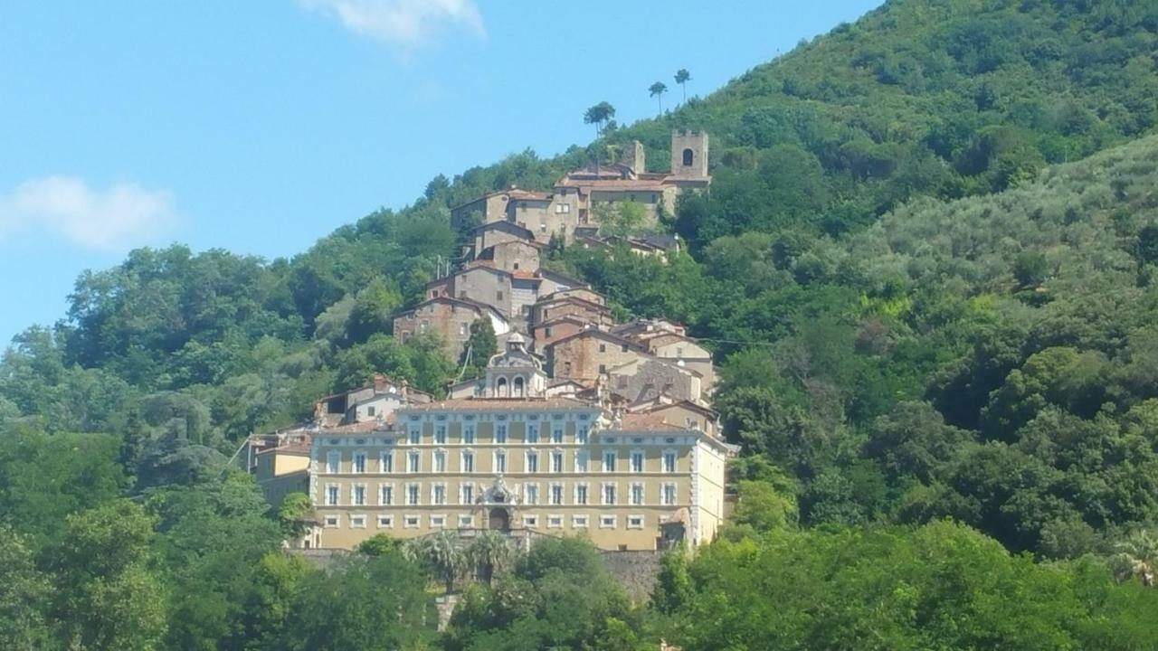 Il Fienile Del Colle Villa Пеша Екстериор снимка