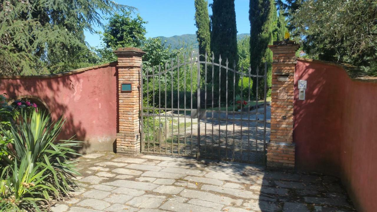 Il Fienile Del Colle Villa Пеша Екстериор снимка